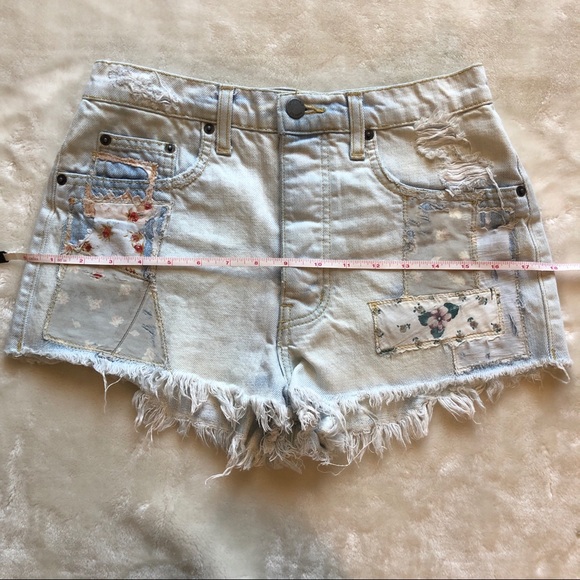 CARMAR Denim Floral Patchwork High Rise Shorts - Picture 9 of 10